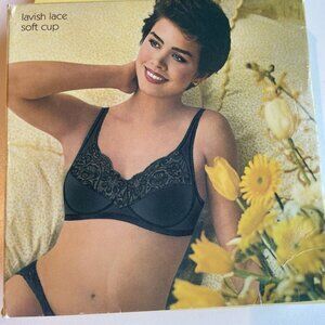 Vintage Fresh Expressions Soft Cup Bra Size 38C Black Lavish Lace Sexy NEW